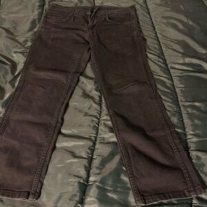 Black Levi’s 511 slim